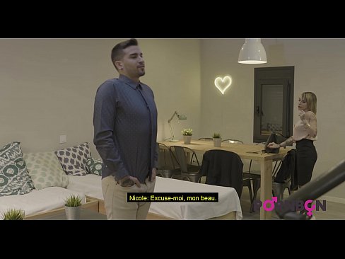 ❤️ PORNBCN 4K 一个成熟的女人与大乳房要肛门性交年轻的男妓与大阴茎口交amortism硬他妈的手工作狗风格阴部舔高潮法语字幕 Just porn﹏﹏